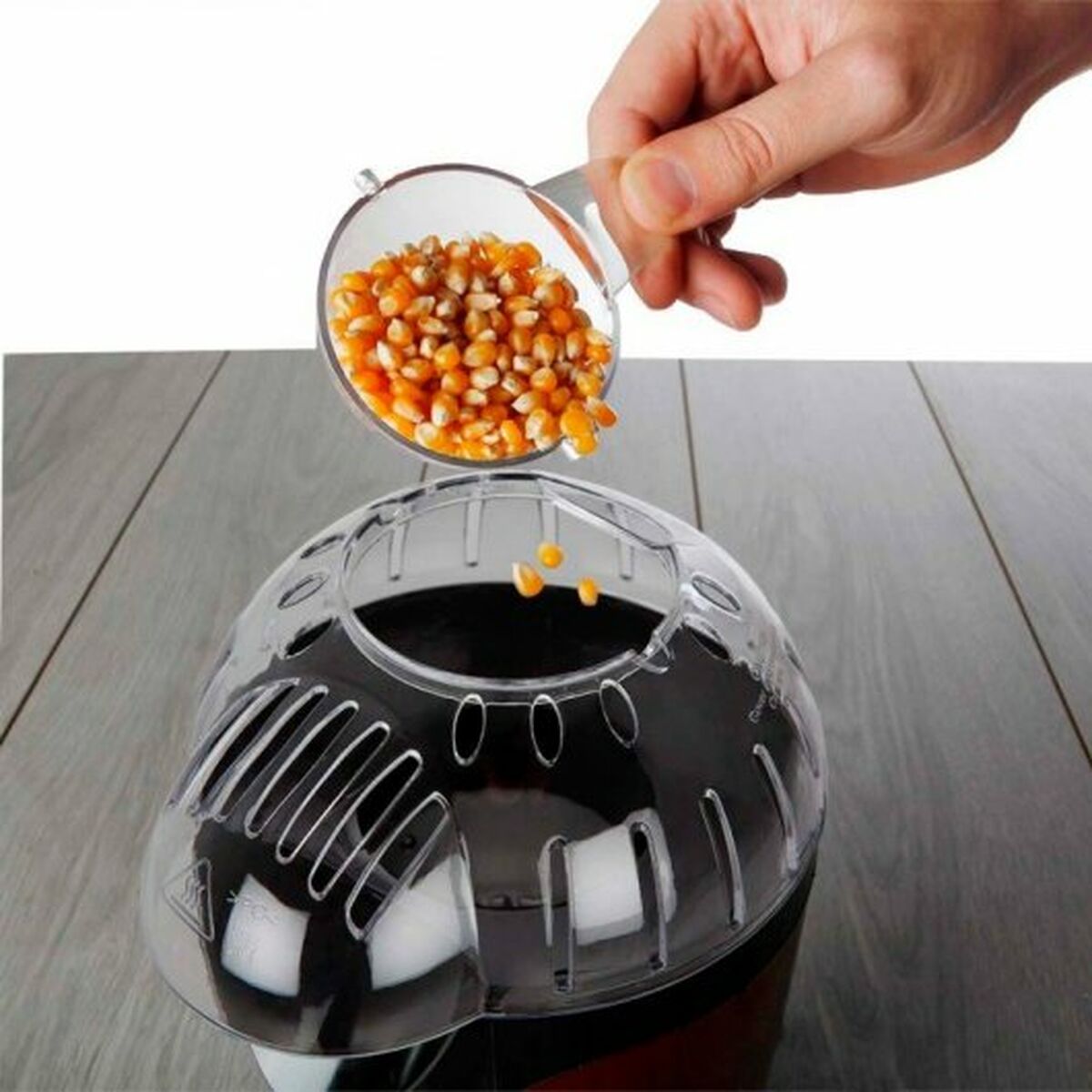 Stroj na popcorn Orbegozo 17676 ORB 1000 W